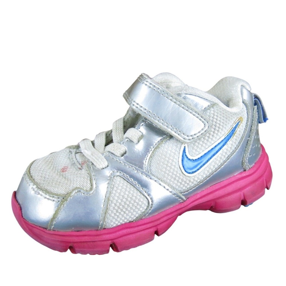 Nike Unisex Sneaker  Sz T 6 Medium Silver Synthetic Hook &‎ Loop